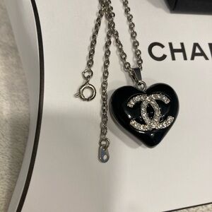 🖤CHANEL Black Heart & Rhinestones on Silver Stainless Steel Chain Necklace